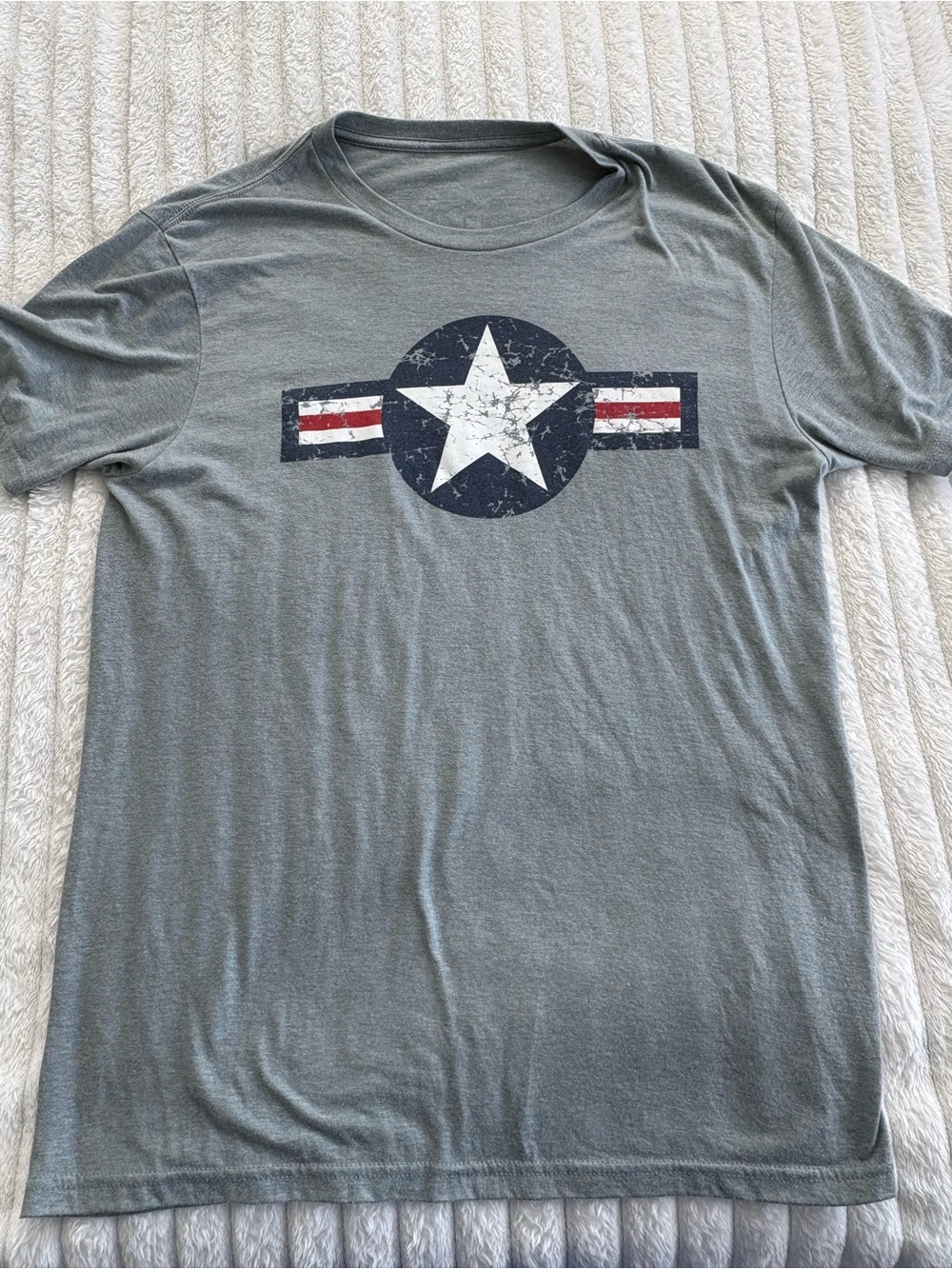 Men's Grey Graphic Star Crewneck T‑Shirt Warhawk air museum
